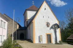 Niedermirsberg_Kirche_2
